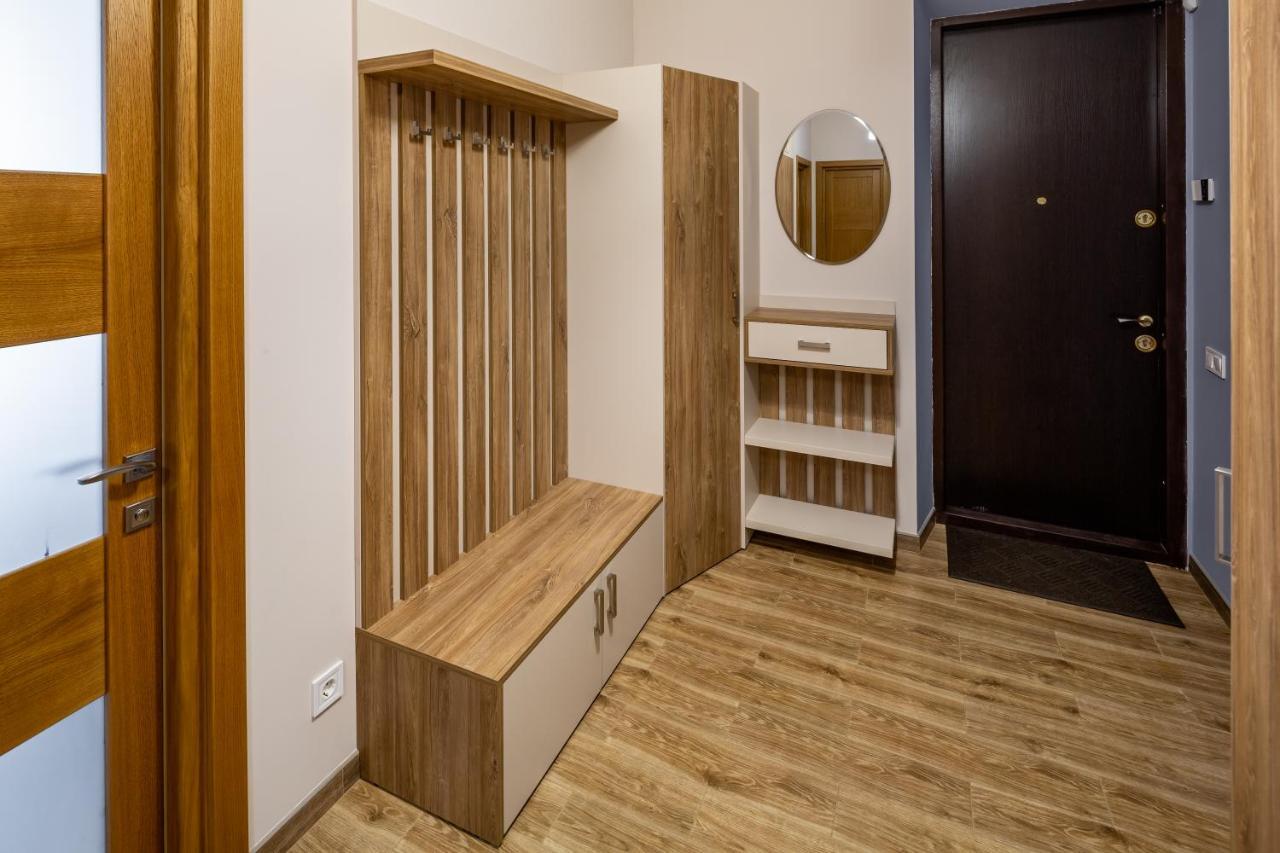 Romari Гнатюка 3 Apartment ลวีฟ ภายนอก รูปภาพ