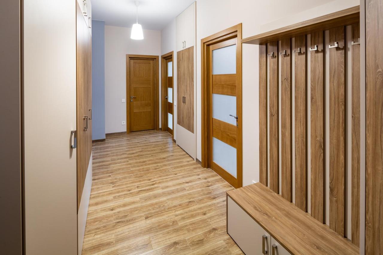 Romari Гнатюка 3 Apartment ลวีฟ ภายนอก รูปภาพ